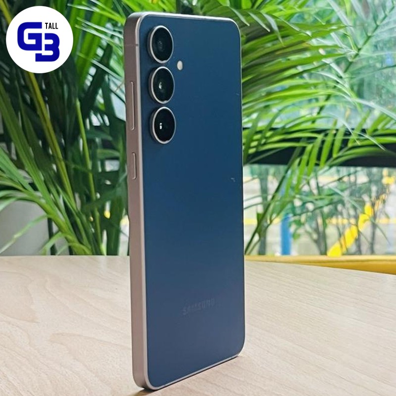 گوشی موبایل سامسونگ مدل Galaxy S25 FE دو سیم کارت ظرفیت 256 گیگابایت و رم 8 گیگابایت - ویتنام